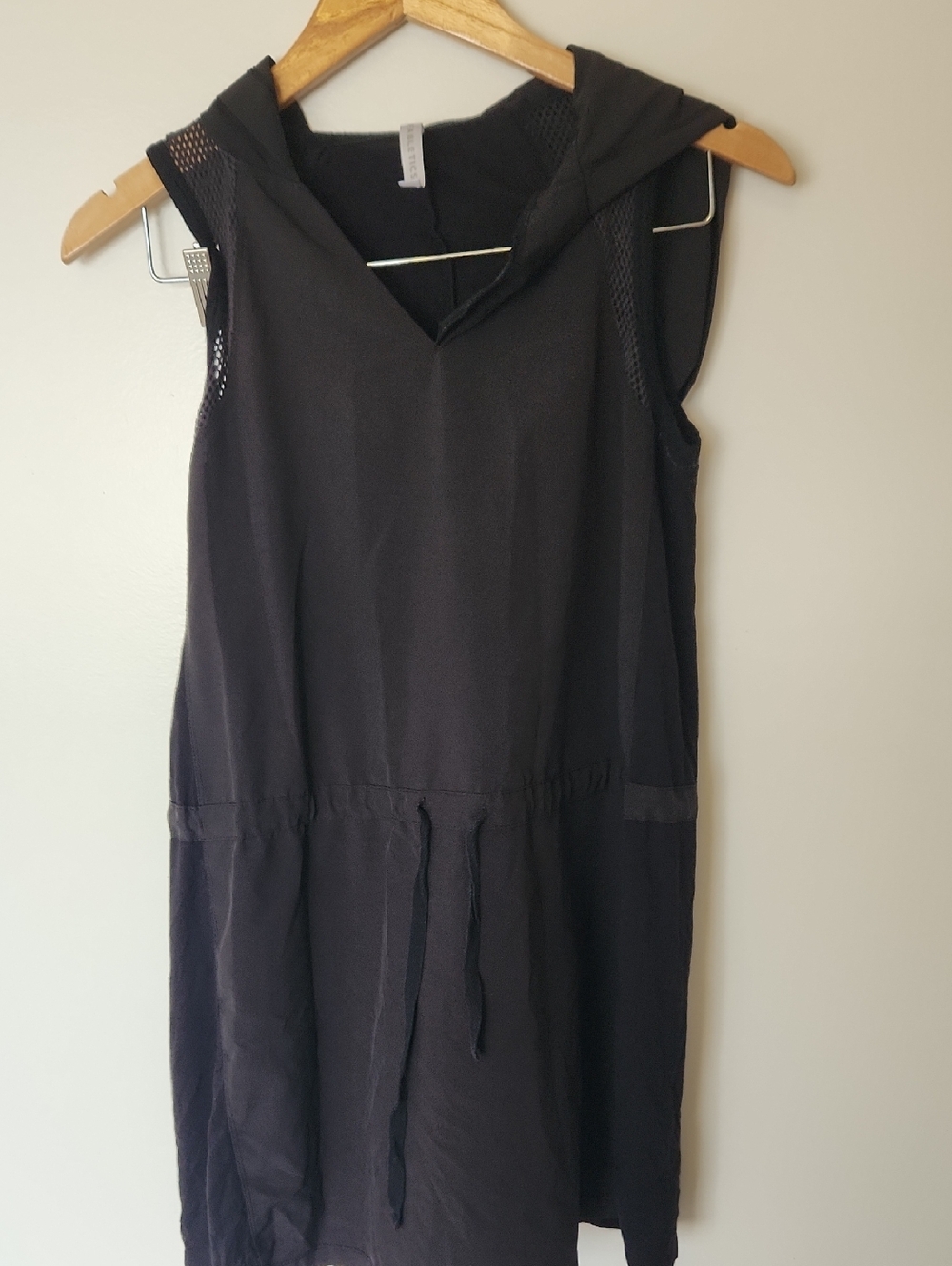 Fabletics Alana Mini Dress Black Hooded Drawstring Waist Small - Picture 3 of 8